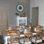 Bed&b La Ferme De L'ostrevent 3* Estrees (Nord)